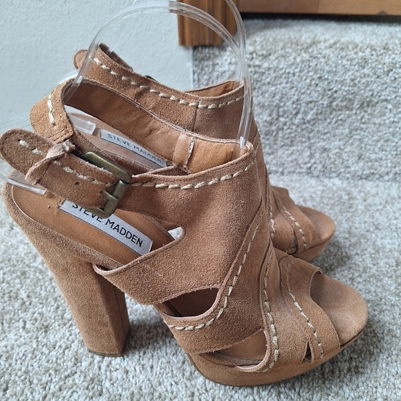 Steve Madden Ricki Boho Tan Suede Peep Toe Buckle High Heel Club Womens Size 9M - Picture 4 of 9